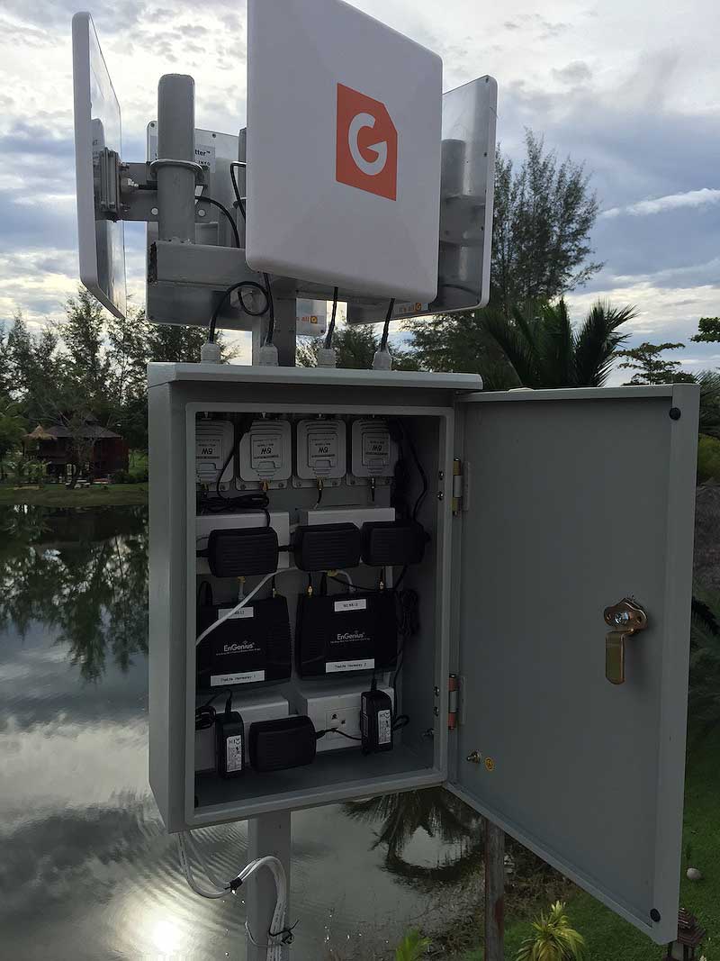 Thai Life Resort in Thailand set up 4 G Spotter Maxi Gain Wifi antennas to provide a large WiFi coverage